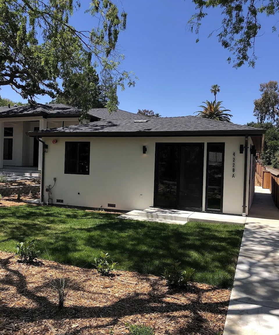 4228 Manuela Ave — Photo 2