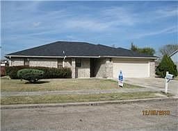1st image of 5108 Willowview Dr
