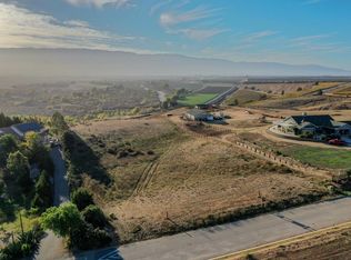35670 Eagle Rdg, Soledad, CA 93960