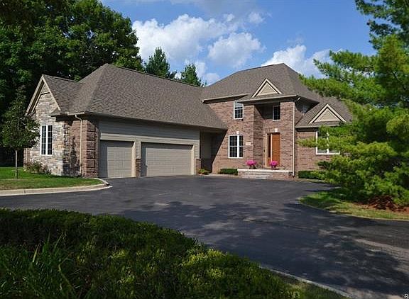 2nd image of 22100 Orchard Pl