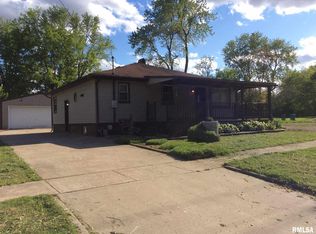 135 Opdyke Ave, Mount Vernon, IL 62864
