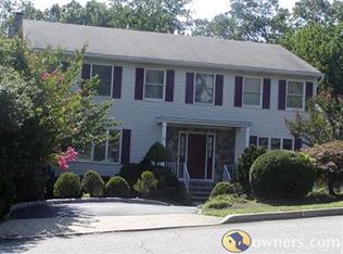 4 Hillock Ave, Hawthorne, NJ 07506