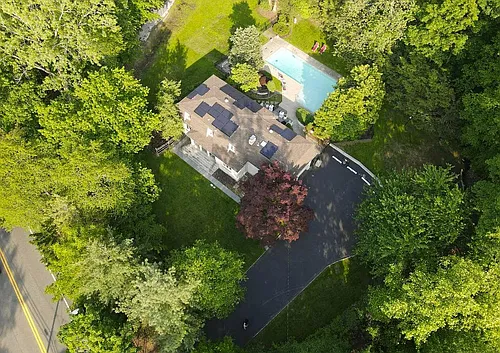 200 Hillside Ave Photo 1