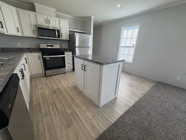 38000 Le Chateau Blvd #795 — Photo 5