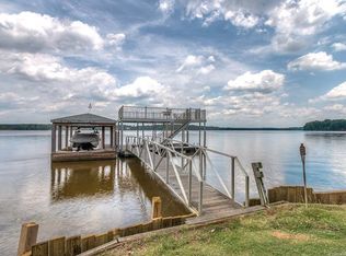 1152 Catawba River Rd, Great Falls, SC 29055