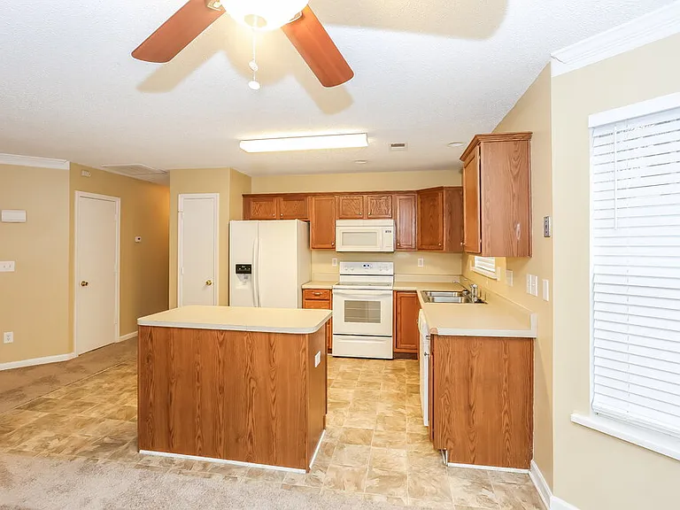 5880 Mahogany Pl SW — Photo 8