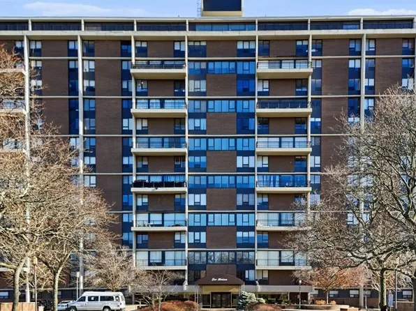 2 Horizon Rd APT 1010, Fort Lee, NJ 07024