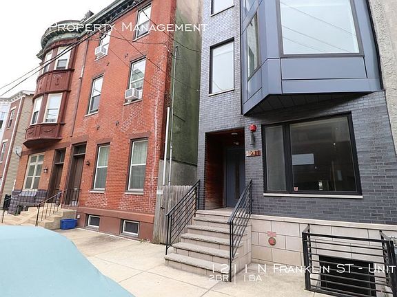 2nd image of 1211 N Franklin St Floor 3
