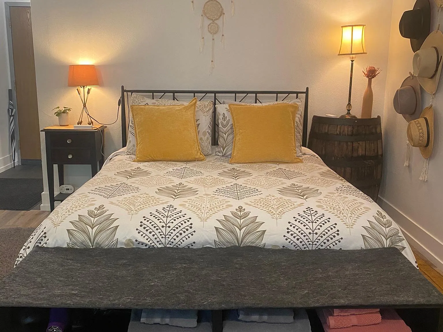 1 bed, 354 sqft, $2,300 — Photo 4
