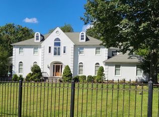 6 Mountain View Dr, Somers, NY 10589