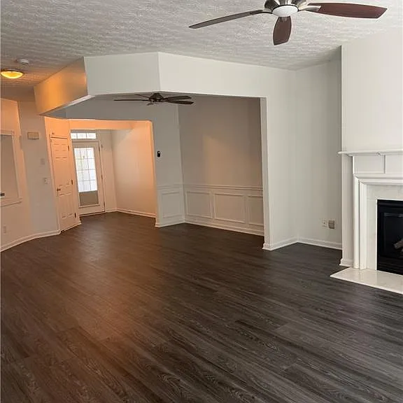1688 Windale Ct — Photo 3