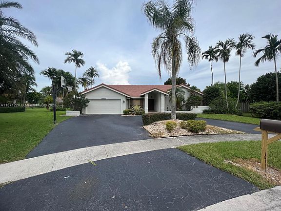 2nd image of 10032 NW 13th Ct