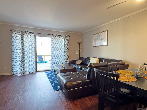 5th image of 104 Chelsea Dr #48