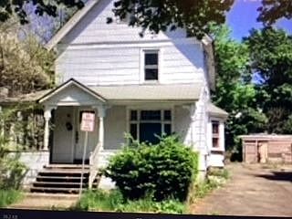 1st image of 3 Sturges St