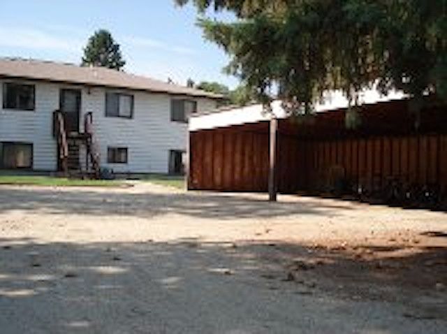 2nd image of 410 5th St APT 4