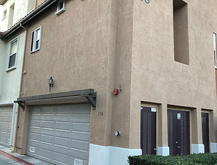 374 Plateau Ave — Photo 2