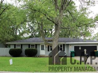 7712 Noble St, Merrillville, IN 46410