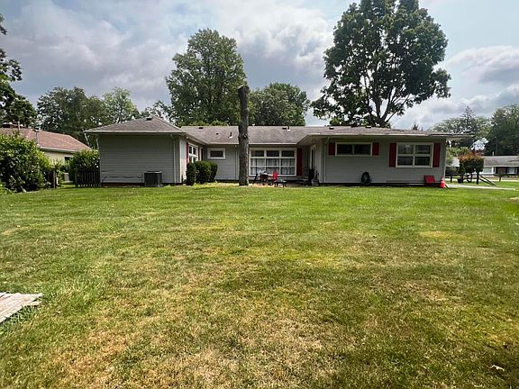 4th image of 3445 Woodley Rd
