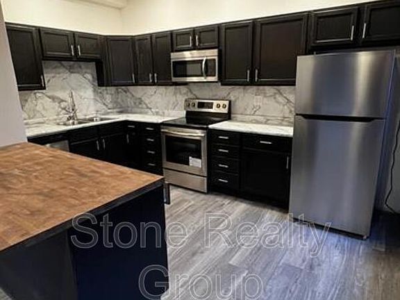 3rd image of 2170 N 13th St #201