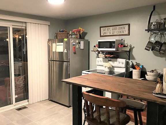 4th image of 1710 Hollow Run Dr