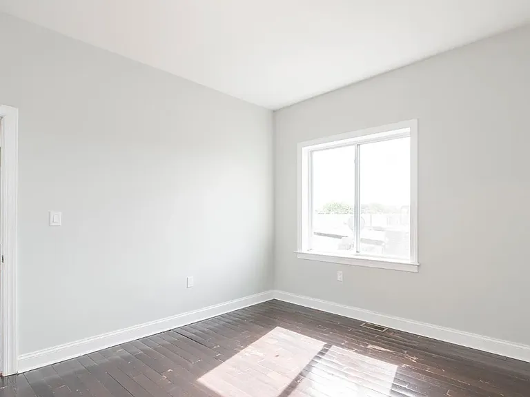 1707 Master Street — Photo 21