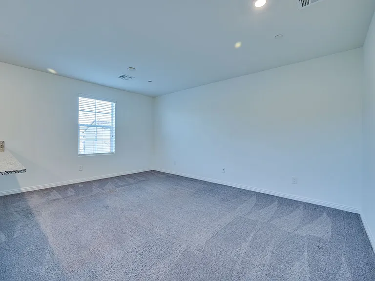 5202 Dubris Dr — Photo 33