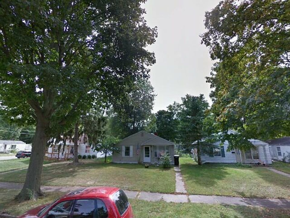 1st image of 1006 Roosevelt St