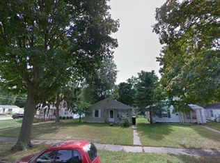 1006 Roosevelt St, South Bend, IN 46616