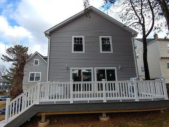 3rd image of 109 Mountainview Ave