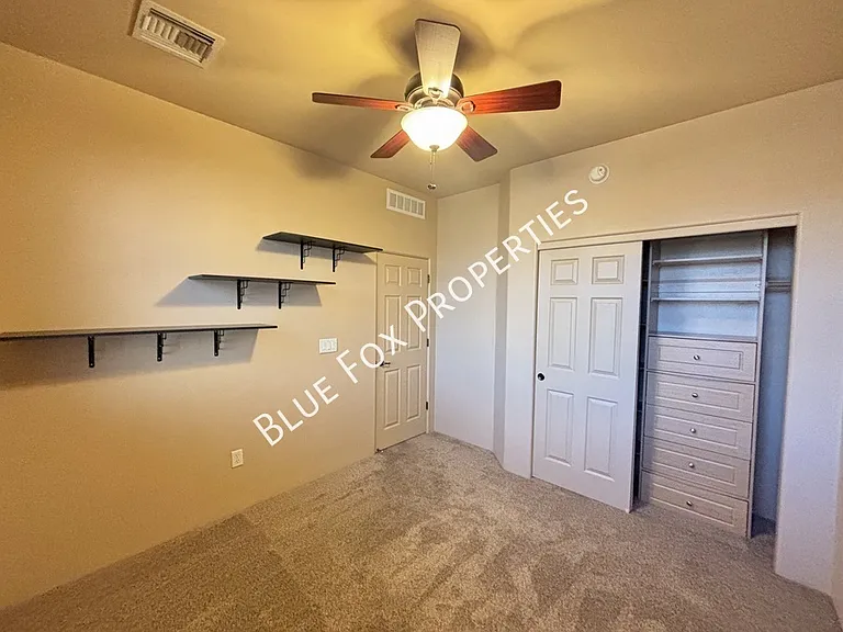 4688 N Belgravia Rd — Photo 23