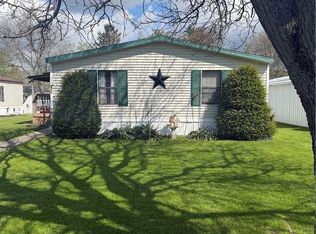 35 Circle Dr, Arcade, NY 14009