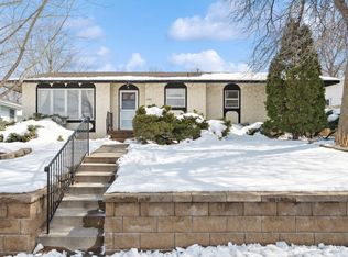 3446 Beard Ave N, Robbinsdale, MN 55422