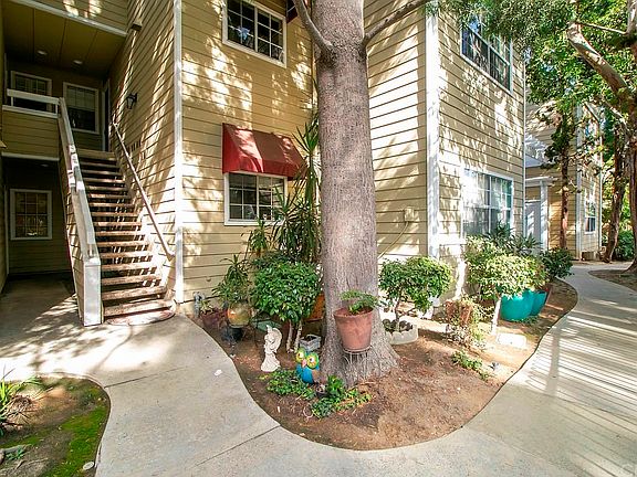 4th image of 3690 S Bear St #1