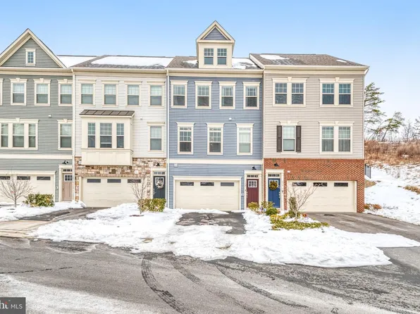 152 Whitson Woods Pl, Stafford, VA 22554