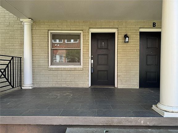3rd image of 866 Briarcliff Rd NE APT B1