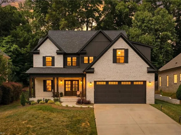 1778 Ramhurst Dr, Clemmons, NC 27012