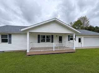 410 Sweetvalley Ln, Kelleys Island, OH 43438