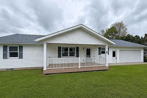 410 Sweetvalley Ln Photo 1