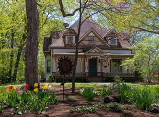 803 W University Ave, Champaign, IL