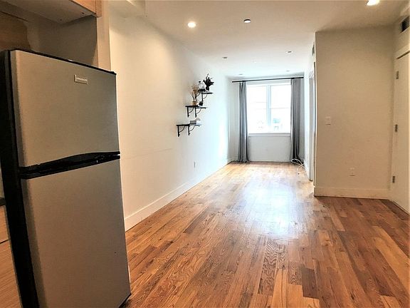4th image of 105 Troutman St #A1