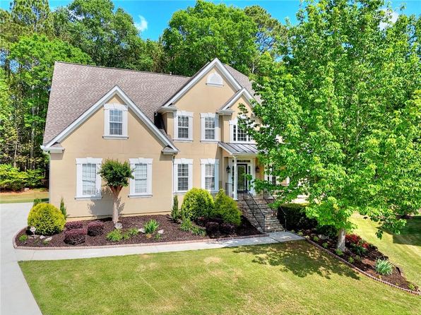 1615 Mount McKinley Dr, Grayson, GA 30017
