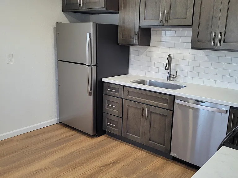 1576 166th Ave #2 — Photo 3