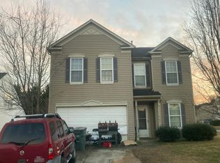 2 Lydia Ct, Greensboro, NC 27406