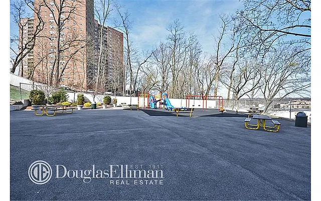 Sold by Douglas Elliman | media 17