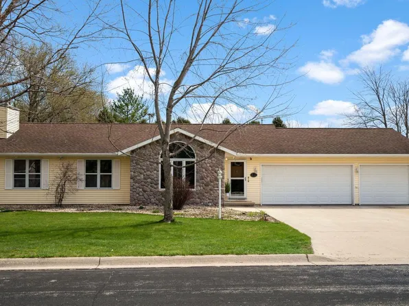619 Deer TRAIL, Watertown, WI 53094
