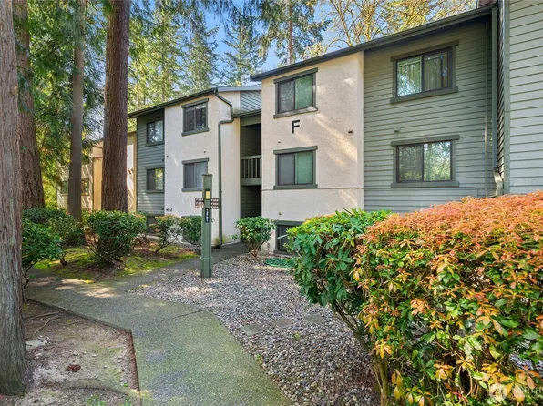 12721 NE 129th Court #F301, Kirkland, WA 98034