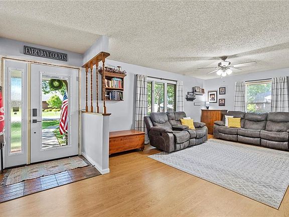 4th image of 801 Shona Dr