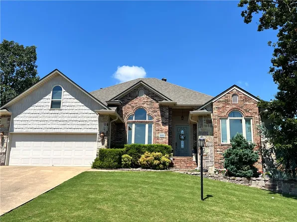 2125 Parkway Cir, Van Buren, AR 72956