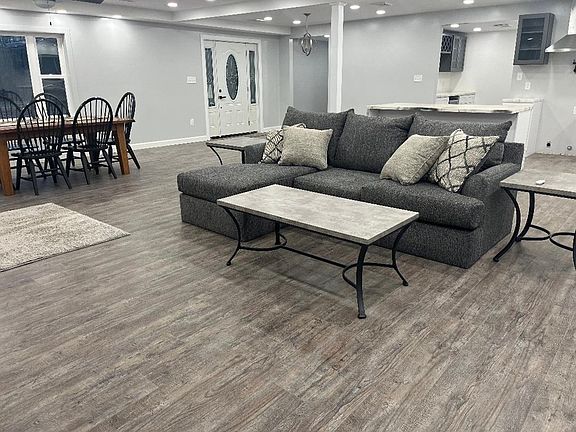 5th image of 172 Speer Ln