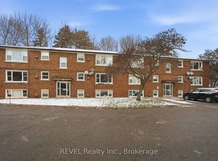 6167 Dorchester Rd #3, Niagara Falls, ON L2G5T4